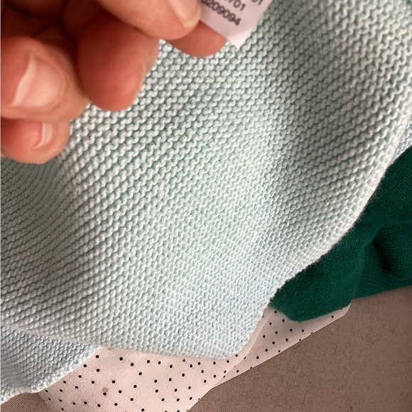 J.Jill textured 3/4-sleeve, V-neck sweater in powder blue. Women’s Sm/M - Picture 9 of 9